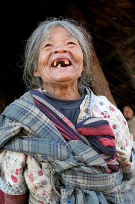 Old lady in Changlangshu.
