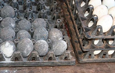 Eggs covered with ashes.