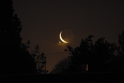 The approaching Occultation of the Crescent Moon and Venus