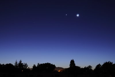 A Conjunction of the Crescent Moon, Venus and Regulus