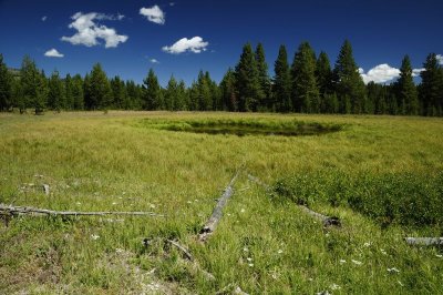 Hiking to Cascade Lake