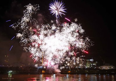 New Years Eve Fireworks from Brisbane