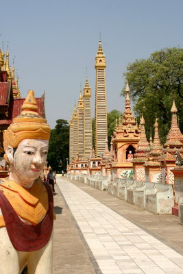 Le temple de Thanbodhay