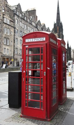 Edinburgh- UK's quintessential phone booths