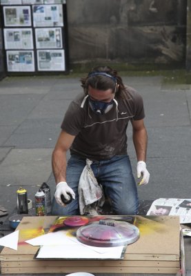 Edinburgh- Street Performer on the Royal Mile