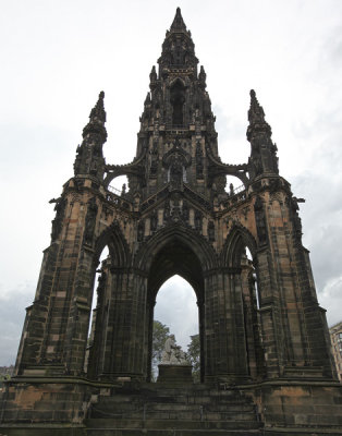 Edinburgh- Scott Monument