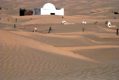 Sahara tomb  5