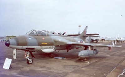 LOS 1977 HUNTER FGA9 XG194 79SQN A B.jpg