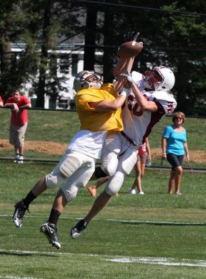2010_8_28  Scrimmage (21) e.jpg