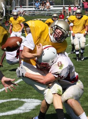 2010_8_28  Scrimmage (33) E.jpg