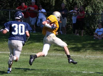 2010_8_28  Scrimmage (39) e.jpg