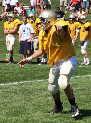 2010_8_28  Scrimmage (42) e.jpg