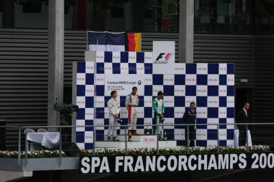 F1-GP2-FBMW-RACE-018.jpg