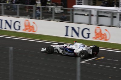 F1-GP2-FBMW-RACE-102.jpg