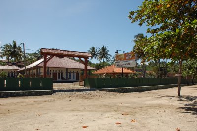 hotel di pantai, spt nya masih baru