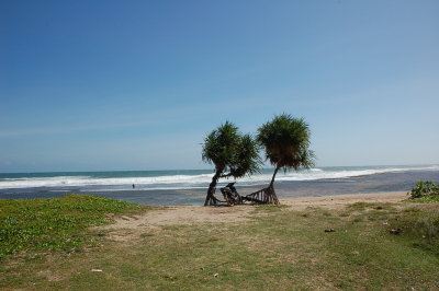 Pantai Sayang Heulang