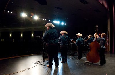 Tommy Brown & The County Line Grass