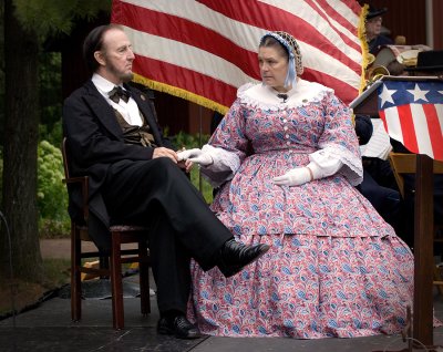 Max and Donna Daniels as Abraham and Mary Lincoln.