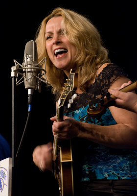 Rhonda Vincent