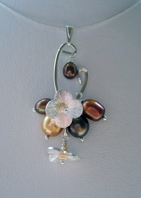 freshwater pearls and sterling silver pendant