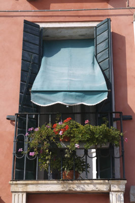 ANOTHER WINDOW IN VENICE