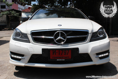 C204 C-Class Coupe C63 Style.jpg