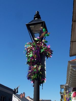 DecoratedStreetlamp1.jpg