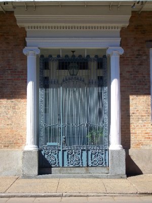 GrandQuarterHouseEntrance.jpg