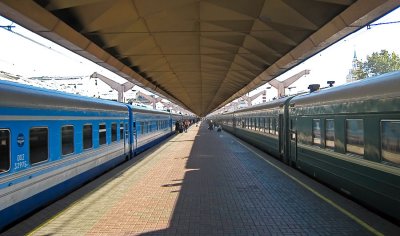Moscow-TrainStation1884SM.jpg