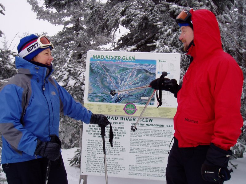 Cathy&Scott checkin the map