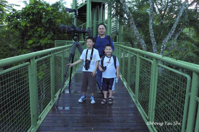 Sepilok - Peter Kan, Reuben Kan and Nicholas Wong on RDC canopy walkway