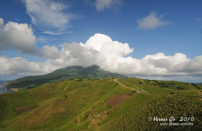 Vayang Rolling Hills D300_22636 copy.jpg