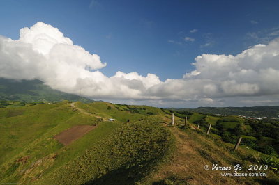 Vayang Rolling Hills D300_22639 copy.jpg