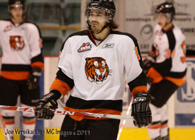 joev3461vsCougars.jpg