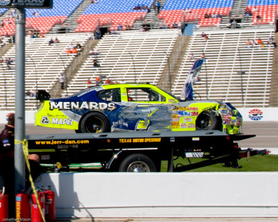Early end to practice for Robby Gordon