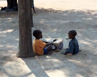 Bukumbi village - children playing