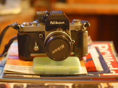 1977_Nikon_F2_Photomic-A.jpg