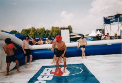 25 - Wasserfussball.jpg