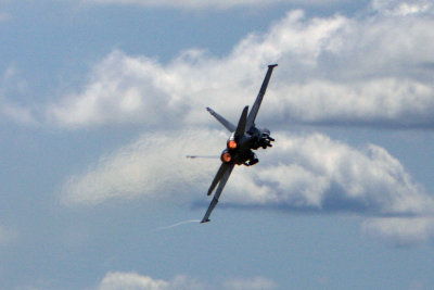 F18 Hornet takeoff