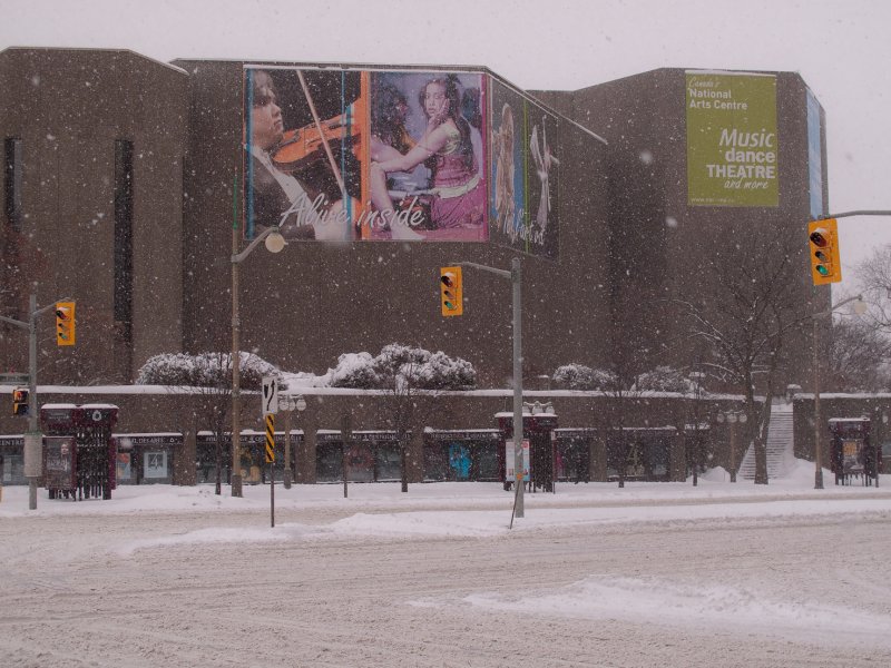 Jour de tempte  Ottawa (le CNA) / Stormy Day in Ottawa (the NAC)