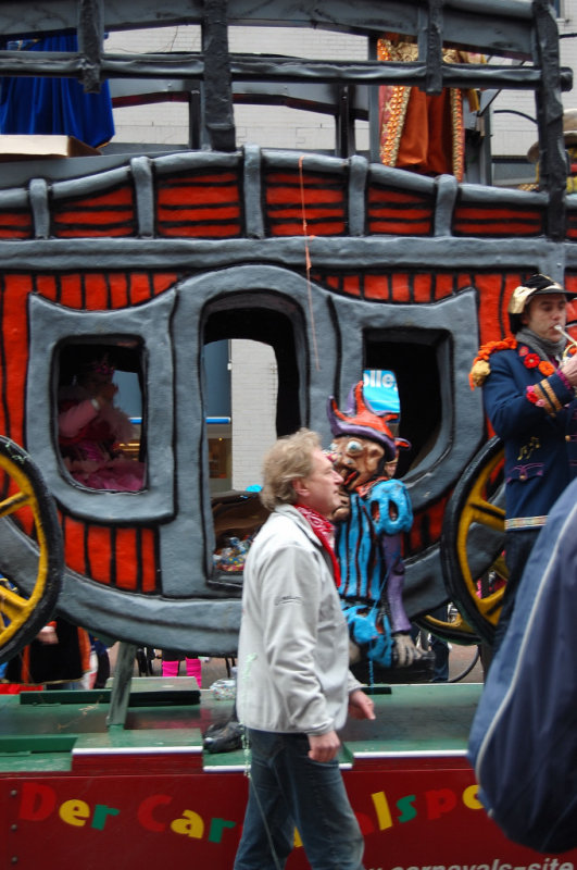 Carnival12.JPG