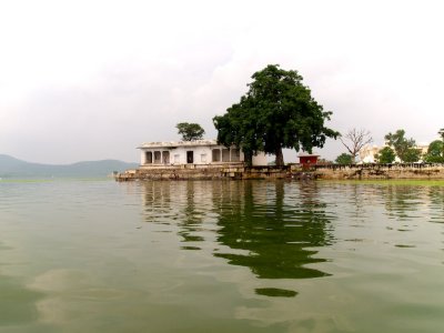 Great spot for locals to enjoy the lake