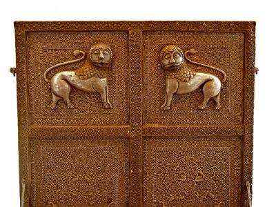 Fine bronzework on the palanquins