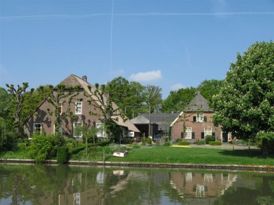 boerderij Hofstede Rhijnauwen langs de Kromme Rijn