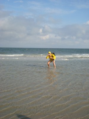 Hans in actie op Vlieland