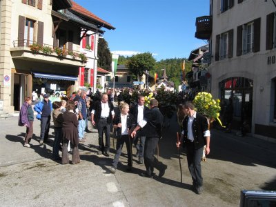 Dsalpe in St. Cergue, koeien gaan van de Alm naar de stal