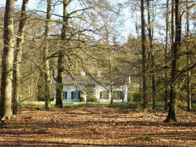 huis bij Pyramide van Austerlitz