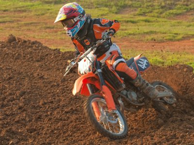 JPG CS Off The Edge -9572.jpg