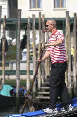 Gondolier, Venice.JPG