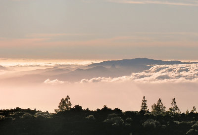 La Gomera in cloud, from Teide, Tenerife.jpg